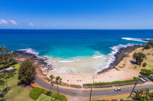 Brennecke's Beach in Poipu - Bodysurfing beaches Kauai